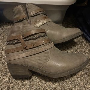 SO boots